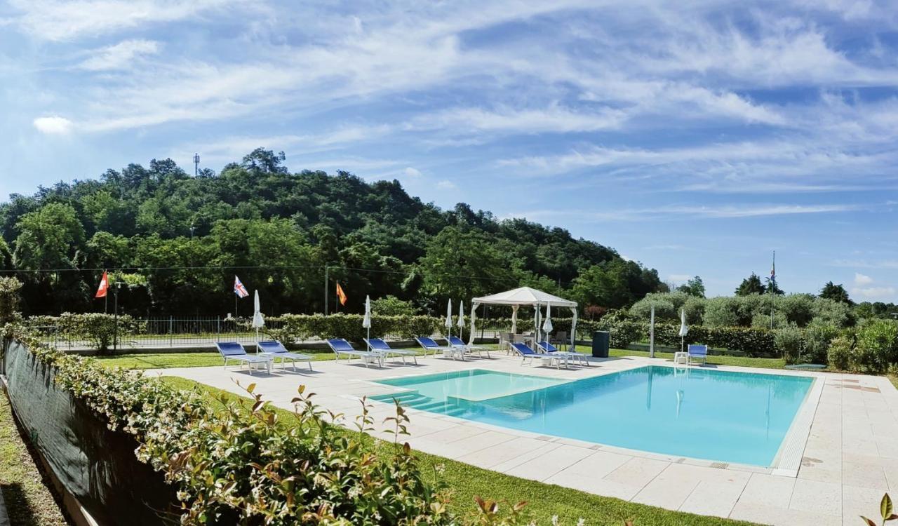Hotel Agli Ulivi วาเลจโจ ซูล มินโช ภายนอก รูปภาพ